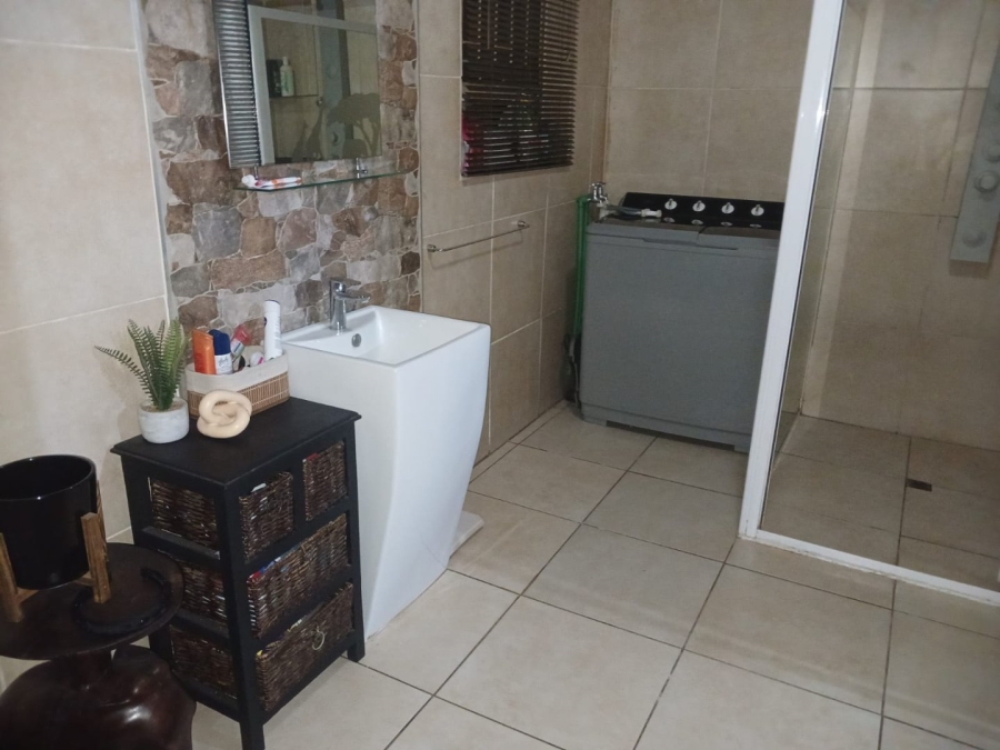 3 Bedroom Property for Sale in Adamayview North West